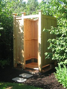 Free standing Cedar Outdoor Showers | StonewoodProducts.com