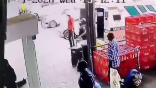 Crime Alerts SA on Instagram: "Another cash in transit robbery. Having a weapon doesn't seem to help. #southafrica.#cashintransit #robbery #money"