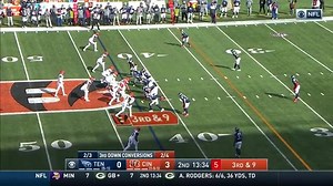 Auden Tate makes outstanding effort stretching for first down