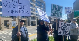 B.C. attorney general releases more troubling stats on violent crime and repeat offenders