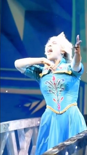 Tiana Okoye as Elsa on 6/28/16 in Frozen Live at the Hyperion! Disneyland Frozen show 2016 Let It Go