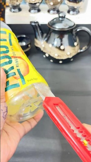 The Magic of Super Clay” – emphasizes creativity and transformation