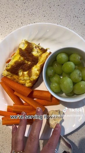 Here’s how to do nutrition by addition exactly like a dietitian ⬇️⬇️ In most meals, you’re aiming for: 🍗 Solid protein source 🍚 Some kind of starchy carb 🍇 Colourful fruit and/or veg 🥑 A sprinkle of healthy fats 🤰 Enough calories to keep you full and satisfied 👉 Look at what you’re serving, and see what you can check off from that list. In this case, the egg bake provided protein, carbs, healthy fats and a decent amount of calories. 👉 Then, ask yourself what’s missing and ADD more foods f