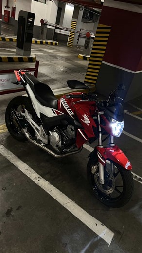 Twister 250cc Honda: La Moto Ideal para Aventuras