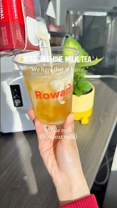 Make yourself a jasmine green milk tea🍵#jasmine #greentea #summerdrink #recipe #milktea #summertime