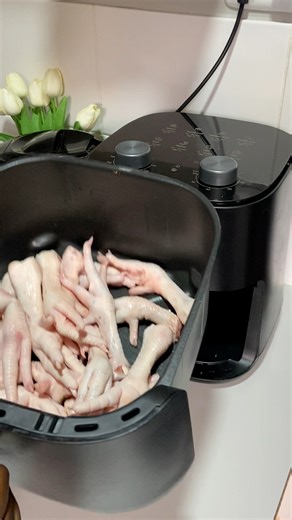 Lets see how this braai turns out🤤🔥👩🏾‍🍳 airfried chicken maotwana #fblifestyle | Ngwanona Majita