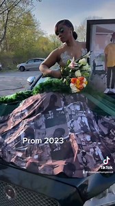#CHICAGO #PROM #2K23 17-yr-old DaMarea Brown Bloom Trail High School Prom 2k23!!!!! SPECIAL TRIBUTE: DaMarea's 2k23 Prom was in honor to her 15-yr-old cousin Michael Brown, who was shot & killed in Chicago. #RIP #MichaelBrown 🕊🕯🌥✝ #ChitownCrimeChasers | ChitownCrimechasers-CCC