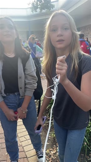 Kaffie (@kaffie_interviews_)’s videos with original sound - Kaffie