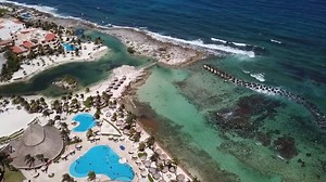 Located in Puerto Aventuras #CataloniaRivieraMaya a resort for the whole family! 👨👩👧👦 💕 | Catalonia Riviera Maya Resort & Spa