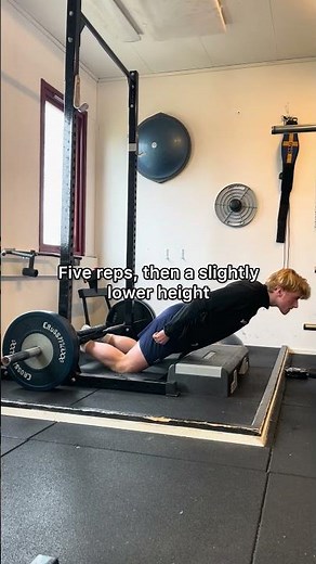 Ste by step guide how to do a full Nordic hamstring curl