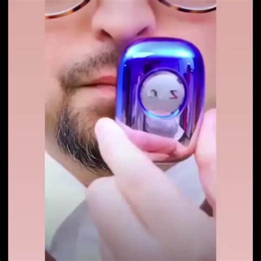 "Looking for a shaving device that makes every day easy and stylish?...