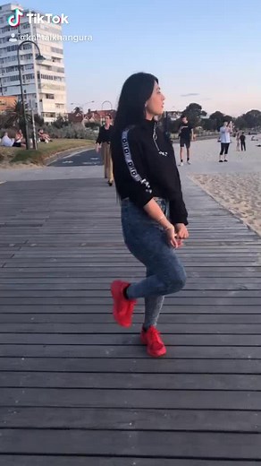 Beach Walks: Stylish Outfits for Coastal Days