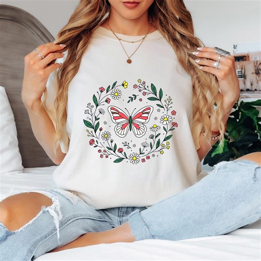 Butterfly Spring Shirt, Aesthetic Butterfly Graphic Tee, Floral Nature Shirt, Cute Spring Outfit - Etsy