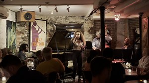 🎤 Lauren Henderson and her Quartet bring Lauren’s chart-topping new vocal jazz tracks to the Arts Garage stage as part of her 2023 world tour. Tickets: https://artsgarage.org/event/lauren-henderson/ | Arts Garage