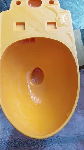 standard modernus and normal toilet bucket flush