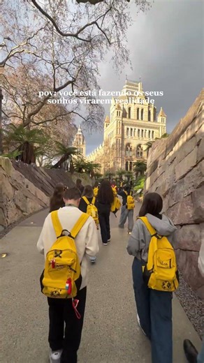 POV: Você está fazendo os seus sonhos virarem realidade