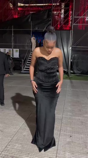 Last one 💋#metrofmawards2025 #khanyimars #fyp