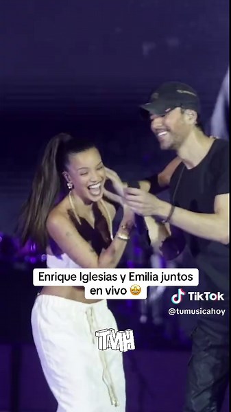 Enrique Iglesias and Emilia Perform Live Collaboration