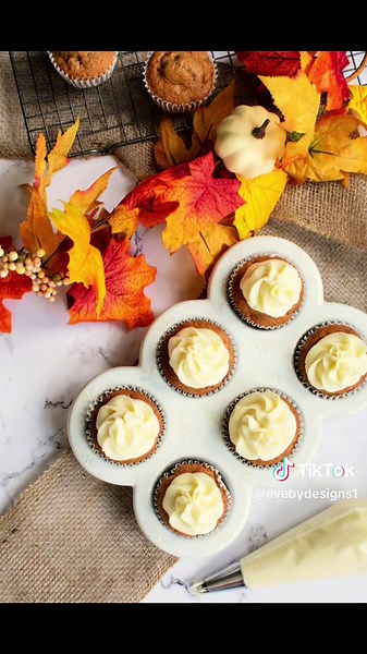 Applesauce spiced cupcakes. This recipe makes 18 cupcakes 2 cups all-purpose flour 1 teaspoon baking soda ¾ teaspoon salt 2 teaspoons ground cinnamon ½ teaspoon freshly grated nutmeg ⅛ teaspoon ground cloves ½ cup (1 stick) unsalted butter, room temperature 1 cup granulated sugar ½ cup packed light-brown sugar 4 large eggs, room temperature 1½ cups unsweetened applesauce 1 cup pecans (about 4 ounces), toasted and chopped Brown-Sugar Cream-Cheese Frosting 1. Preheat oven to 350°F. Line standard m