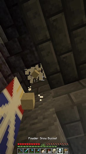 Powdered Snow PRO TIP #minecraft #powderedsnow #redstone #dispenser #tutorial