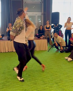 59K views · 1.8K reactions | SALSA CUBANA ❤️ Demo final de clase. Grazie mille a tutti per il calore e il supporto durante el festival 殺殺殺 - - @danzarti_dance_event - - @elninoylaverdadoficial @wampi_dmo - - #wilmerymaria #salsacubana #salsadancing #salsa #salsaromantica #salsadance #cubansalsaclass #timbacubana #timba | Wilmer Najarro y María del Carmen Moreno | Facebook