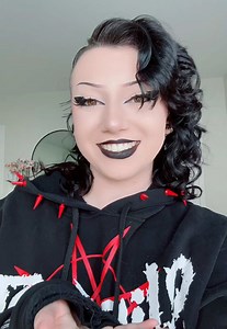 Urlebird · succubuss.princuss