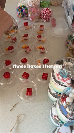 The Lollipop Tree | Creative Play Kits for Kids & Parties on Instagram: "I said I was going all in and I meant it. I am also so chuffed with these Christmas Play Pots. I don't often get over-excited, but these are giving me happy dance vibes. Each one’s packed with goodies to make creative, screen-free play easy and beautiful for your kids as well as make gift giving and stuffing stocking easy for parents ⛄️ 🎄 🎅 🎄 Pre-orders open Monday 10 November at 17:00. Limited availability. #SmallBusine