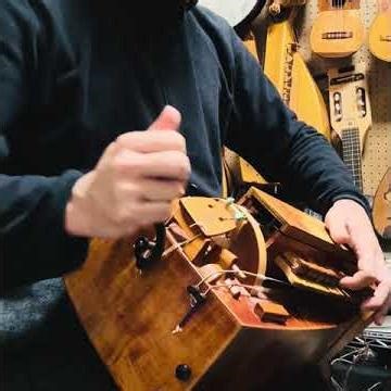 Hurdy Gurdy: Aurore Sand