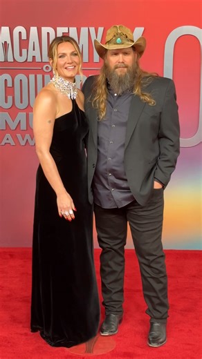 864K views · 9.8K reactions | Chris Stapleton & Morgan's Stapleton at the #ACMawards are the joy of my life  | CMT | Facebook
