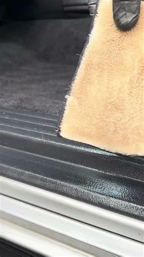 You can grab this scrub pad from @DuelAutocare USE CODE LEWIS60623 FOR A CHEEKY DISCOUNT 😮‍💨