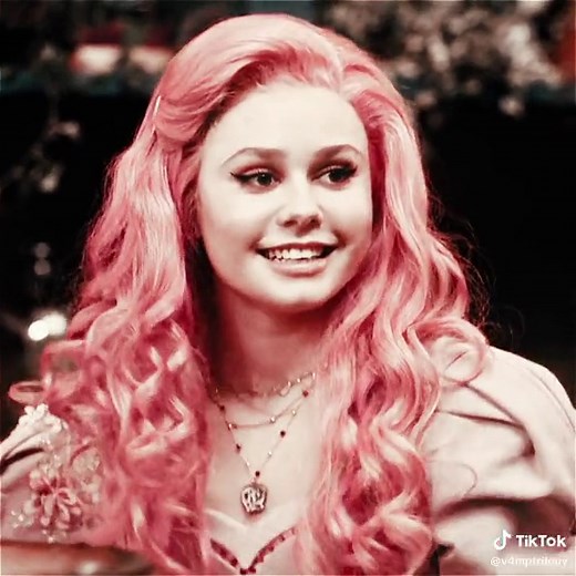 Meet Bridget: The Queen of Hearts in Descendants 4