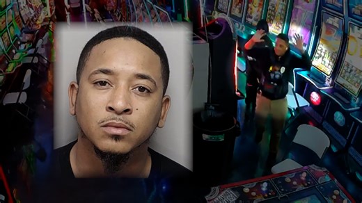 'They got away with about $15,000' | Security guard accused of setting up armed robbery at San Antonio game room