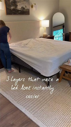 How I Make a Bed Look Cozy | Easy Bedroom Layering #homedecor #falldecorelegance #cozybedroom