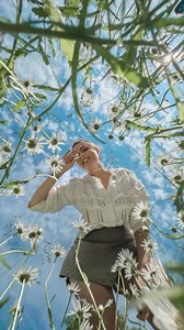 1.5M views · 25K reactions | Creative photo idea for spring  Try an unusual perspective for even more interesting photos  #photochallenge #photographychallenge #photography #photoinspiration #creativephotography #phonephotography | Victoria Schwarzbeck | Facebook