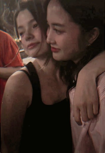 Mở buổi đấu giá chiếc điện thoại của P’Nam luôn đi ạ 🔨🔨 #beckysangels #beckyarmstrong #srchafreen #FreenBecky