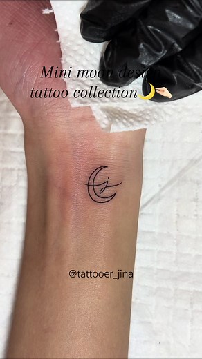 Mini Moon Design Tattoo Collection for Simple Styles
