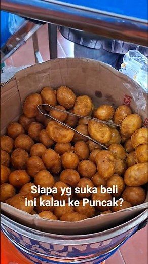 Who likes to buy this when they go to Puncak? Gemblong Bu Juju #tourism