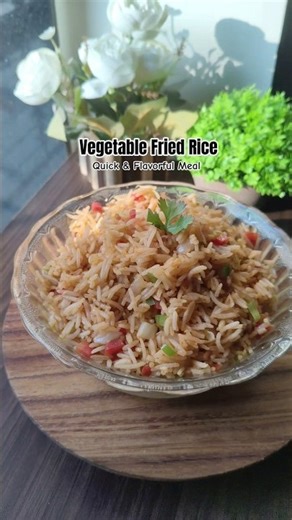 Vegetable Fried Rice | Easy & Tasty Veg Rice Recipe 🍚