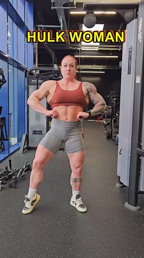 hulk woman #girlbodybuilder #womanpower #fbb #fitchicks #femalemuscle #strongwomen | GIRLS and Muscles