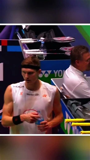 A Shuttle Flew Onto Axelsen's Court Mid Rally 😳 🏸