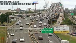 NOPD investigation closes Highrise Bridge coming into New Orleans