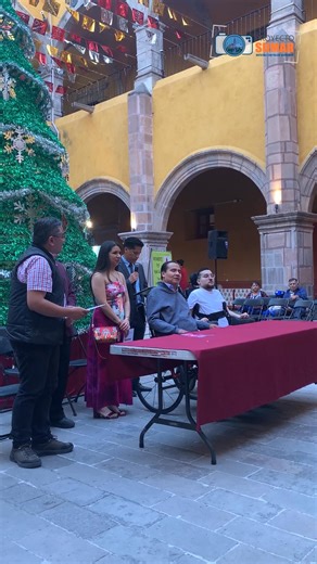 ♿🥳EL ARTE NOS INCLUYE🥳♿ 🎨En el marco del Día Internacional de las Personas con Discapacidad, la Casa de la Cultura de Celaya recibió a artistas con discapacidad e inauguró la exposición: ♿🎨El Arte nos Incluye🎨♿ 🎨Los artistas: @Natalia Barajas Multi-Art, @H.G. Nirot, Israel Rodríguez y Adrián Torres, Expondrán sus obras en la Casa de la Cultura de Celaya.👀 👇 Mira los momentos más importantes de la inauguración y visita su exposición.👇 | Proyecto Sumar