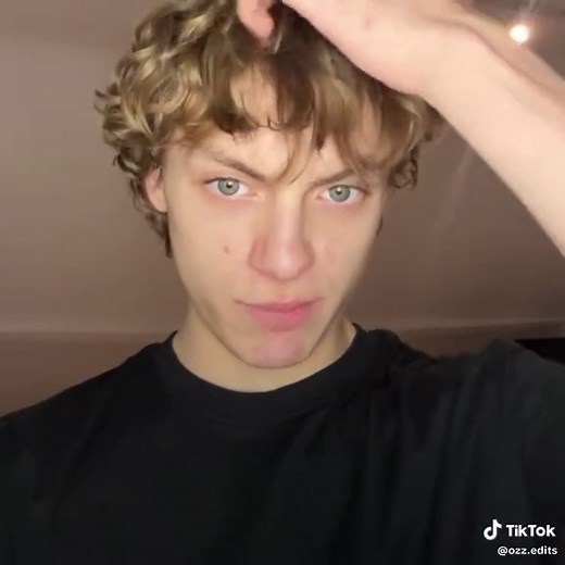 Exploring Edna Mode in Eden Core Memes