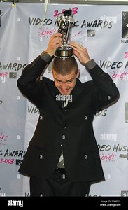 Justin Timberlake at the MTV Video Music Awards 2003 (VMA) in New York. Â©Doug Peters/allaction.co.uk Stock Photo - Alamy