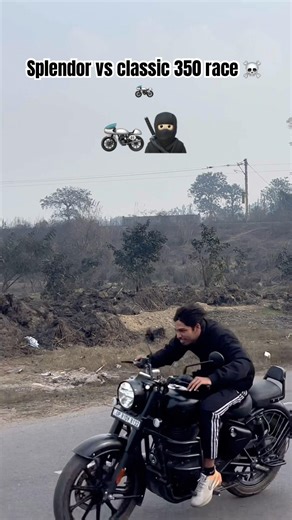 Splendor vs classic 350 race ☠️🏍️#viralai #trending #ai #video #shots