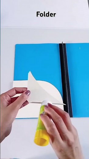 Portfolio/Folder ideas #diy #recycle #materials #forschoolpurposesonly #folder #Portfolio #viral