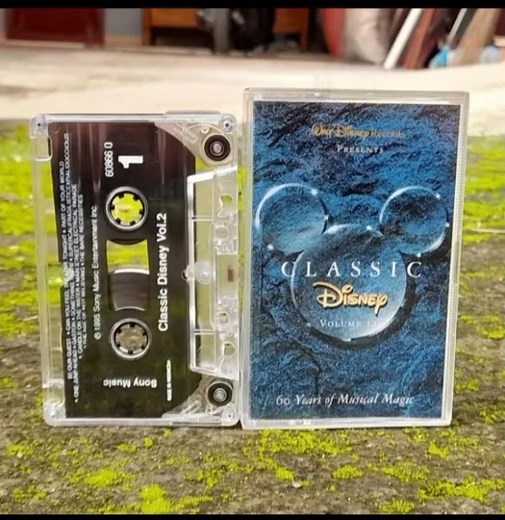 Classic Disney Volume II (1995, Sony Music) Cassette Tape 90s Nostalgia