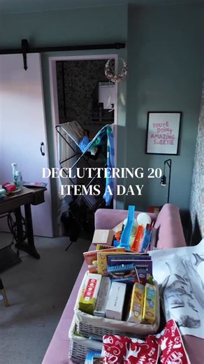 Chloe on Instagram: "When the cupboards stop jamming you know the declutter is working 20 items down, no stopping me now. #decluttering #declutterwithme #declutteryourlife #cleanwithme #cleaning"
