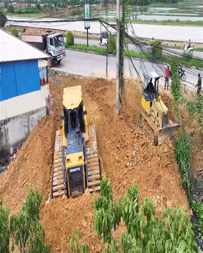 Impressive Speed! SHANTUI DH-17C2 Powers Through Land Clearing with Ease | Excavator Bulldozer