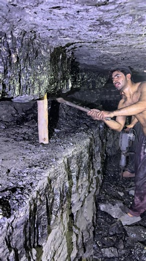 Exploring Black Diamond Mining Techniques and Insights